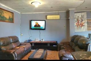 3 Bedroom Property for Sale in Joe Slovo Western Cape